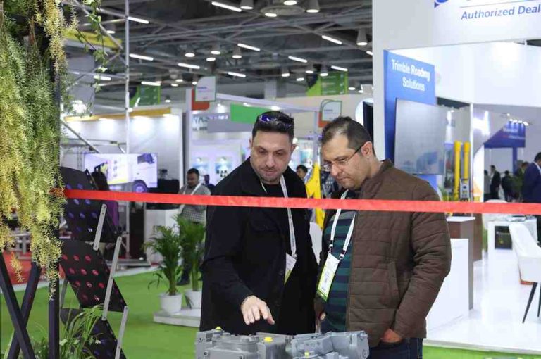 BAUMA Conexpo 05